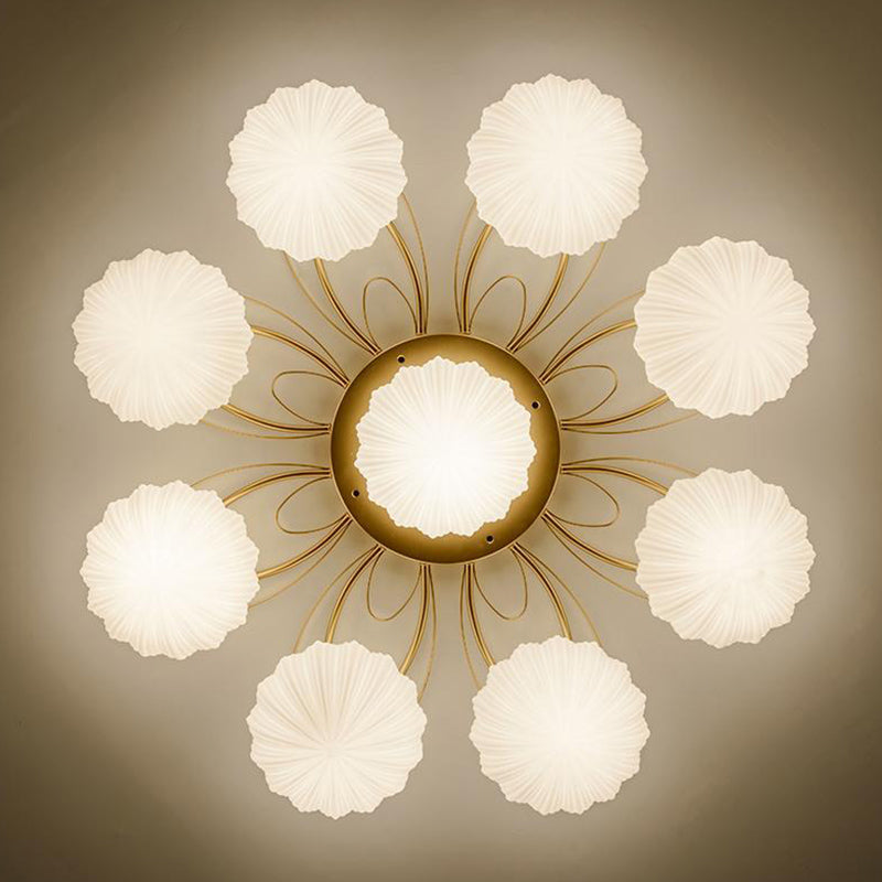 American Traditional Style Plafond Light Mount-Mount avec des coquillages en verre givré blanc Shade en or