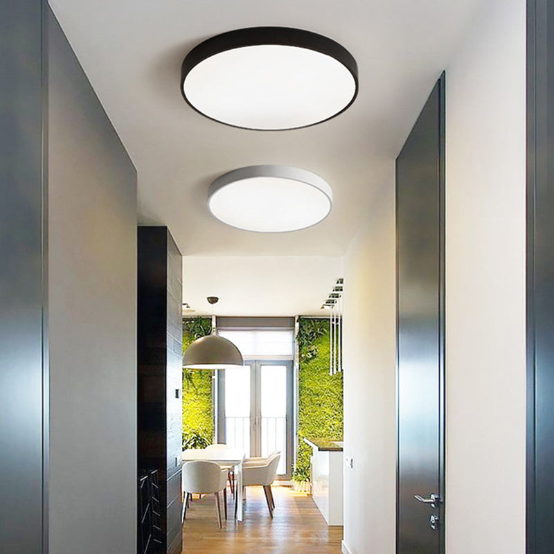 Nordic Style Metal Flush Mount Ceiling Lamp Round Shape LED Flush Mount Lighting for Bedroom