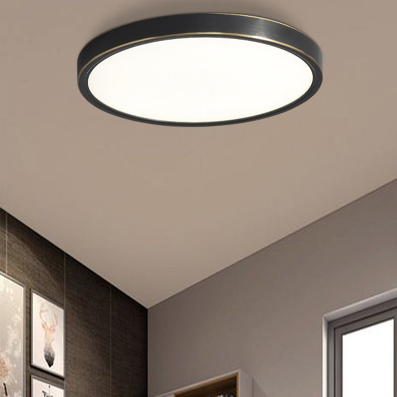 Modern Minimalist Metal Flush Mount Deckenleuchte Runde Form LED Flush Mount Lighting for Bedroom