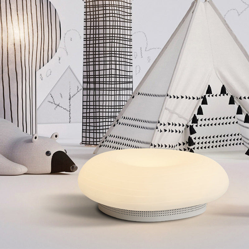 Kunststof kiezelvormige inbouw Cartoon LED witte plafondlamp voor slaapkamer