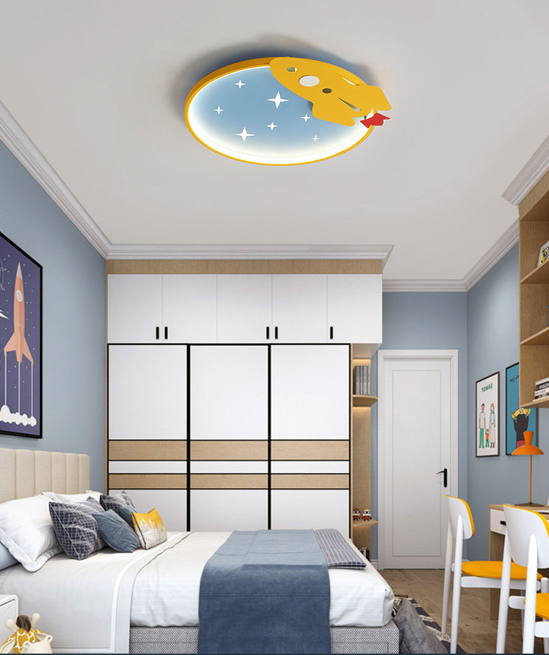 Lampe de plafond LED en métal de dessin animé de lumière affleurante de cercle jaune-bleu avec le décor de fusée