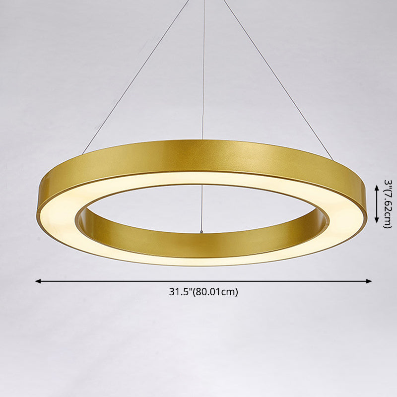 Lampada a sospensione della sala riunioni.