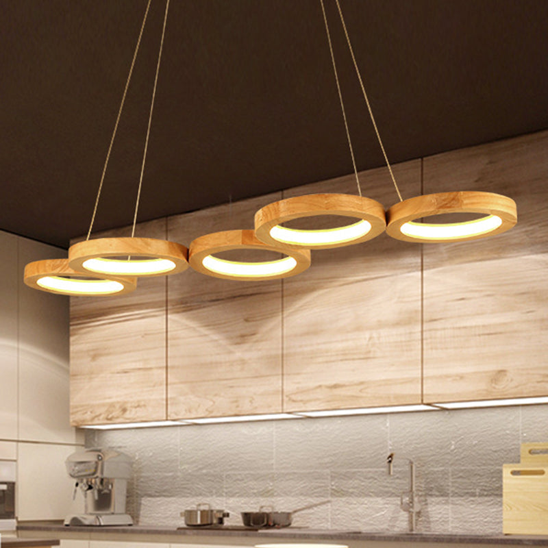 Sospensione in legno circolare Luce minimalista a LED Isola sospesa per il ristorante