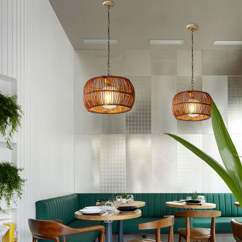 Rotbraune Trommel Hanglampe Retro 1 Kopf Bambus Decke Anhänger Licht mit Ball Opalglas Schatten