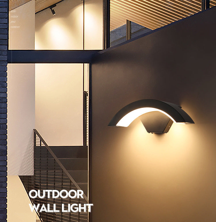 Hedendaagse curve Wall gemonteerde lichten Acrylspoelmontage Wand SCONCE voor balkon