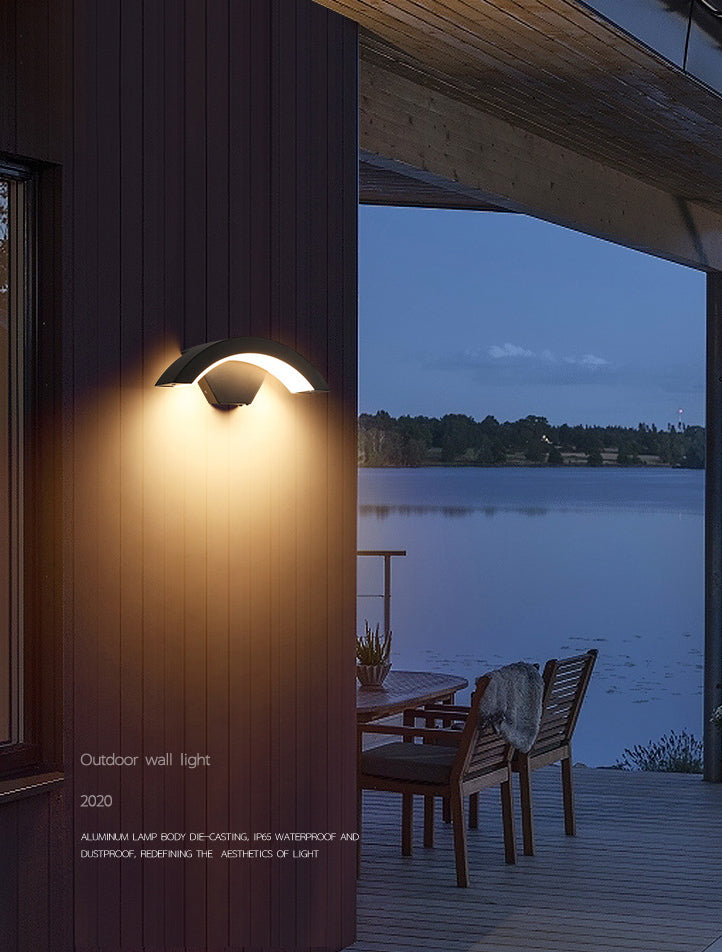 Hedendaagse curve Wall gemonteerde lichten Acrylspoelmontage Wand SCONCE voor balkon