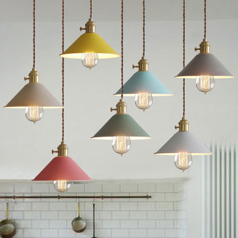 Metal Tapered Hanging Light Nordic Modern Style 1 Light Restaurant Ceiling Pendant Lamp