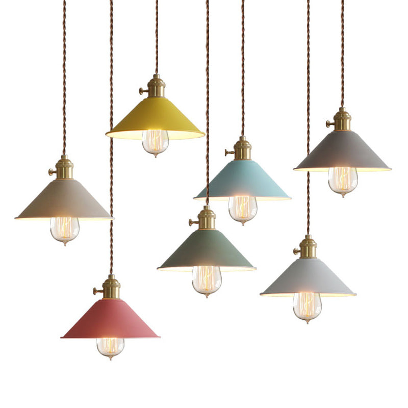 Metal Tapered Hanging Light Nordic Modern Style 1 Light Restaurant Ceiling Pendant Lamp