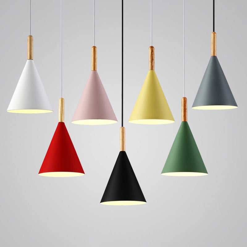 Metal Tapered Hanging Light Nordic Style 1 Light Restaurant Ceiling Pendant Lamp with Wooden Top