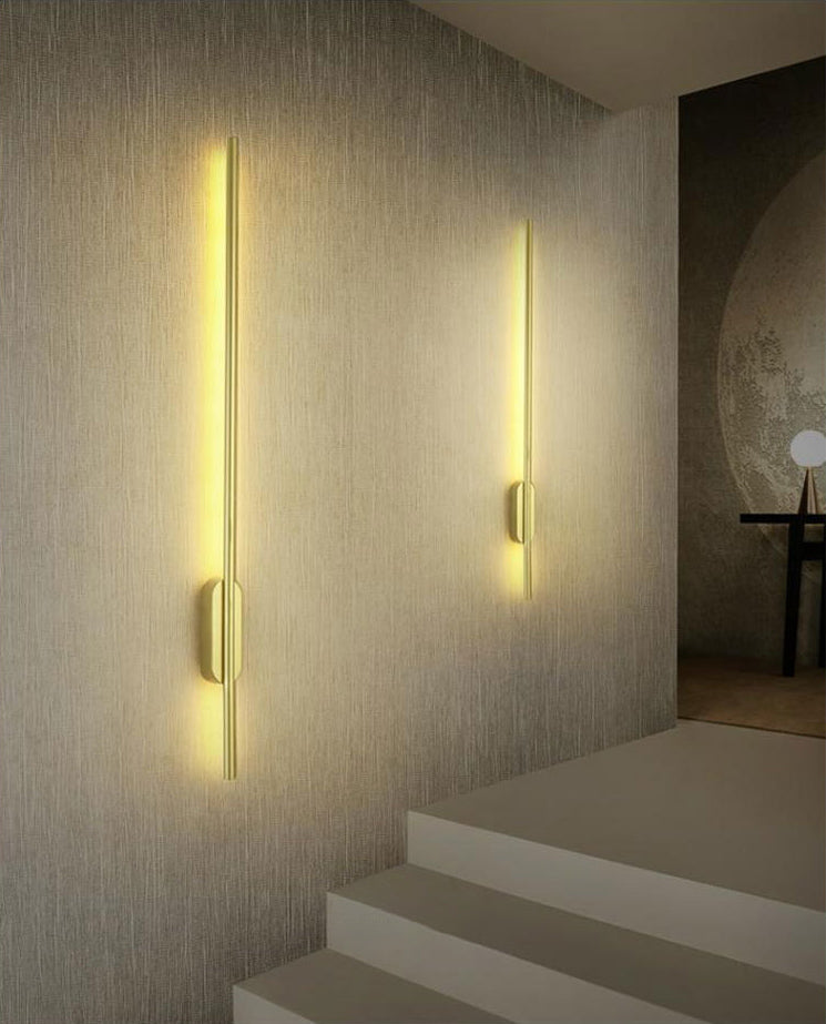 Zeitgenössische lineare Wand montierte Beleuchtung Metallische Wandmontagelampe für Wohnzimmer
