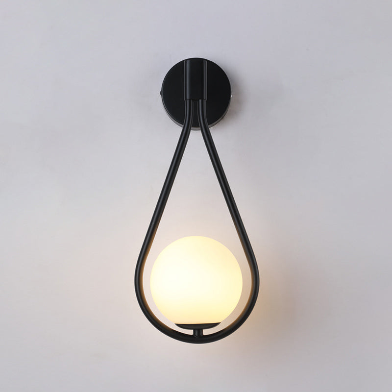 Lampe murale du globe moderne Verre blanche 1 lumière lumineuse légère pour la chambre corride