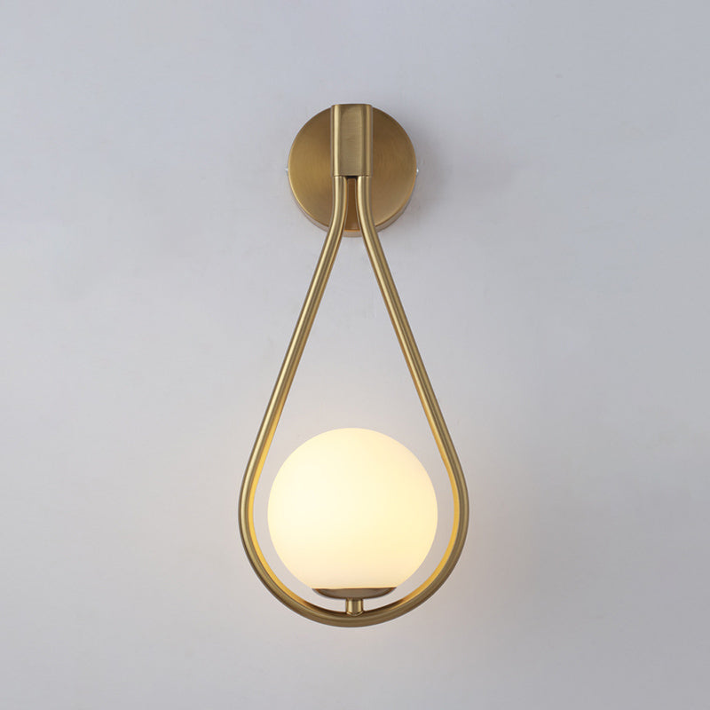 Lampe murale du globe moderne Verre blanche 1 lumière lumineuse légère pour la chambre corride