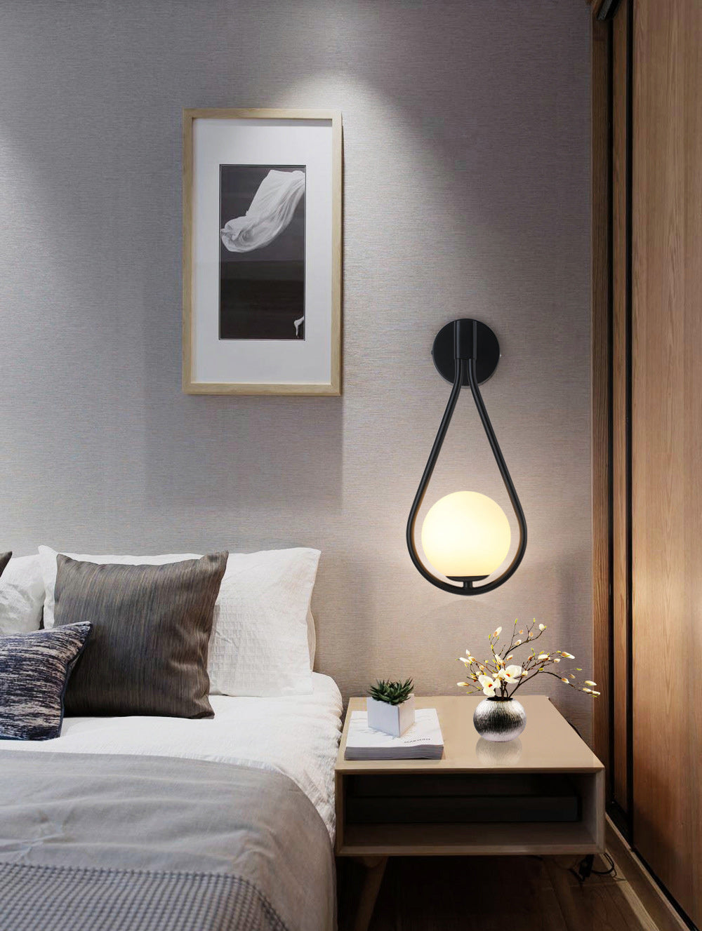 Lampe murale du globe moderne Verre blanche 1 lumière lumineuse légère pour la chambre corride