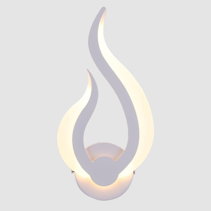 LED Flame Shape Wall Mount Light Modern Style Sconce Light Fixture for Living Room