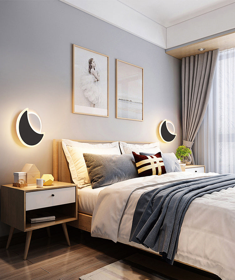 Contemporary Simple Wall Sconce Creative Moon Shape Wall Lamp for Porch Living Room