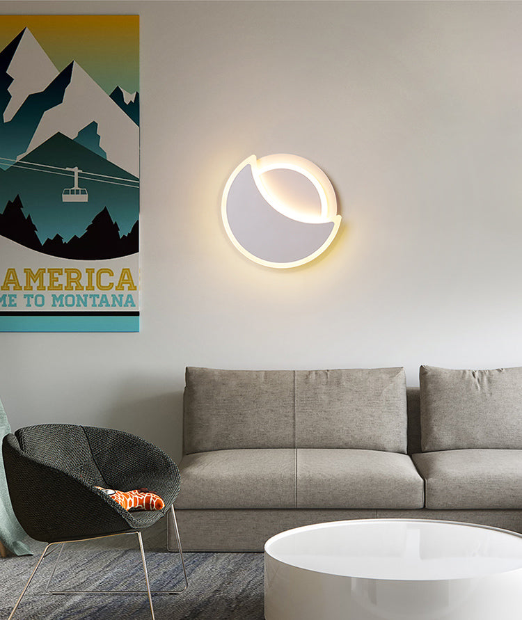 Contemporary Simple Wall Sconce Creative Moon Shape Wall Lamp for Porch Living Room