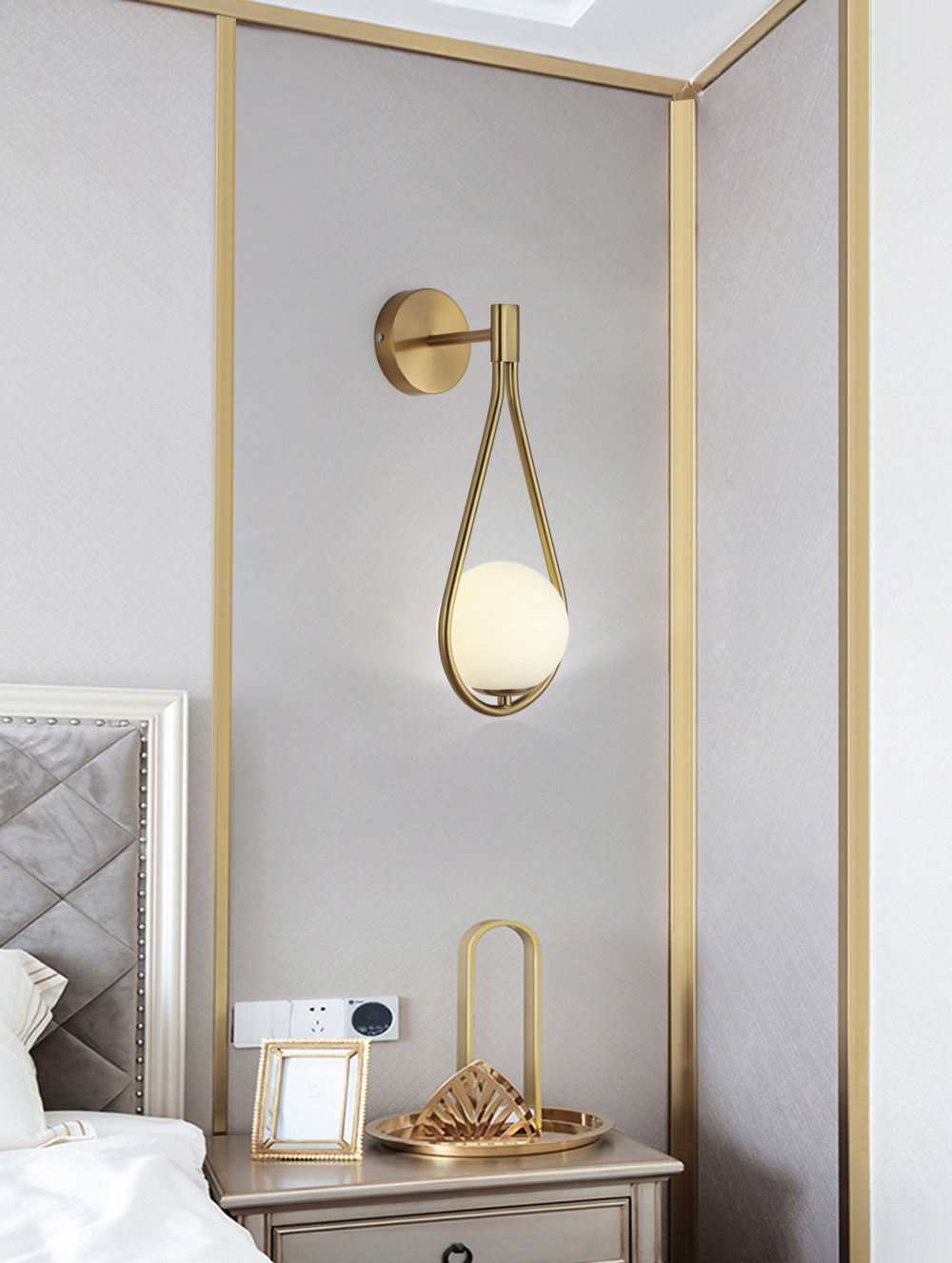 Lámpara de pared de lágrima de lámpara de pared de estilo simple moderno con sombra de vidrio de bola