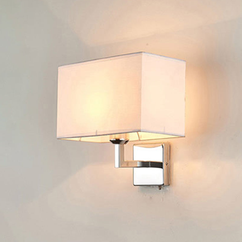 10.6 "H lampada a parete esterna al braccio a fissaggio singolo con tonalità in tessuto rettangolare