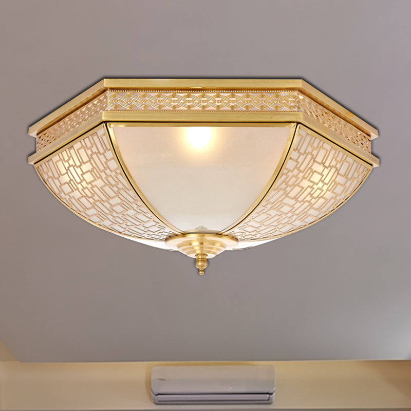Plafonnier en forme de dôme pour chambre à coucher, opale coloniale, verre dépoli, 3 ampoules, laiton, proche du plafonnier
