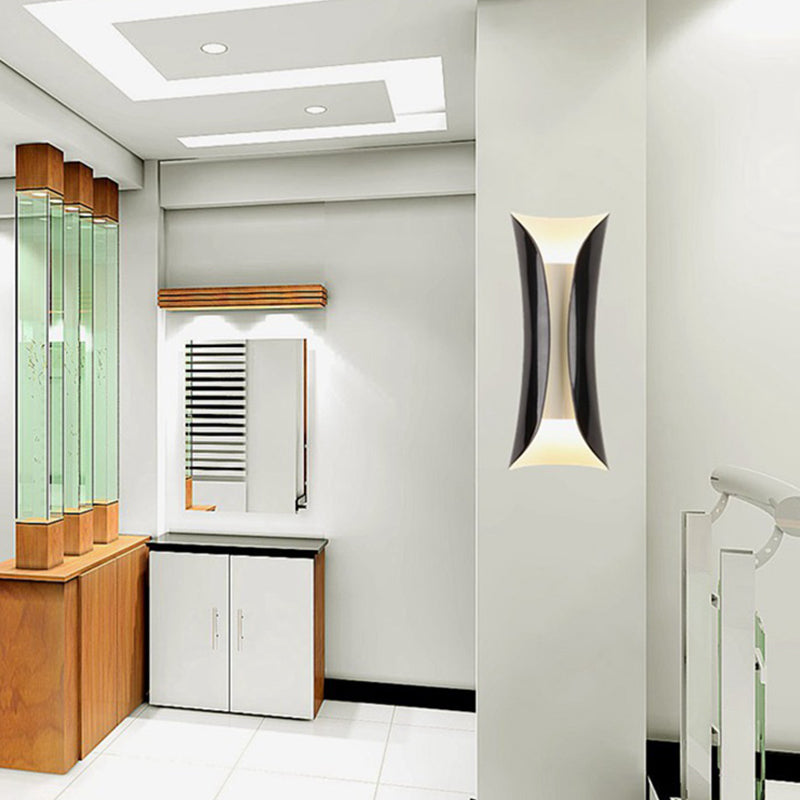 Metallische Schwarz/Weiß-Wandlampe gebogene 2-Licht modernistische Leuchtenleuchte, 13 "/21"/30 "H