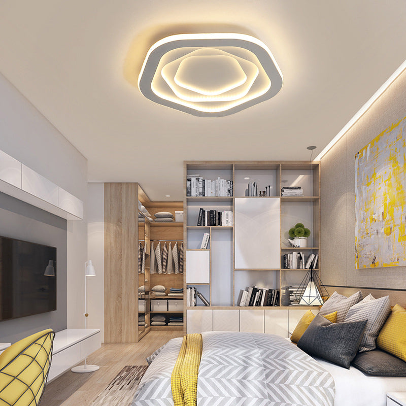 Acrylic Flower Flush Mount Ceiling Fixture Modern Style LED Close to Ceiling Lighting Fixture