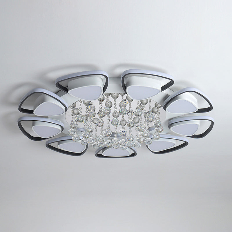 Zwart-witte driehoekige inbouw moderne acryl LED-plafondlamp met kristallen druppels