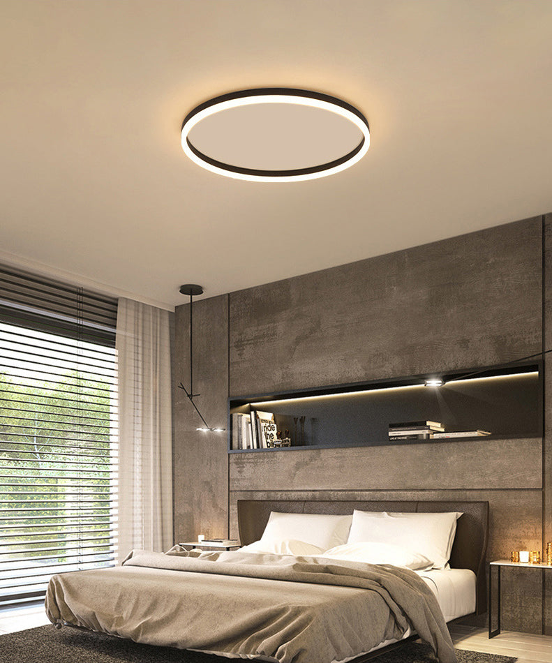 Minimalist LED Flush Mount Ceiling Light Black Circle Flush Ceiling Light Fixture with Metal Shade