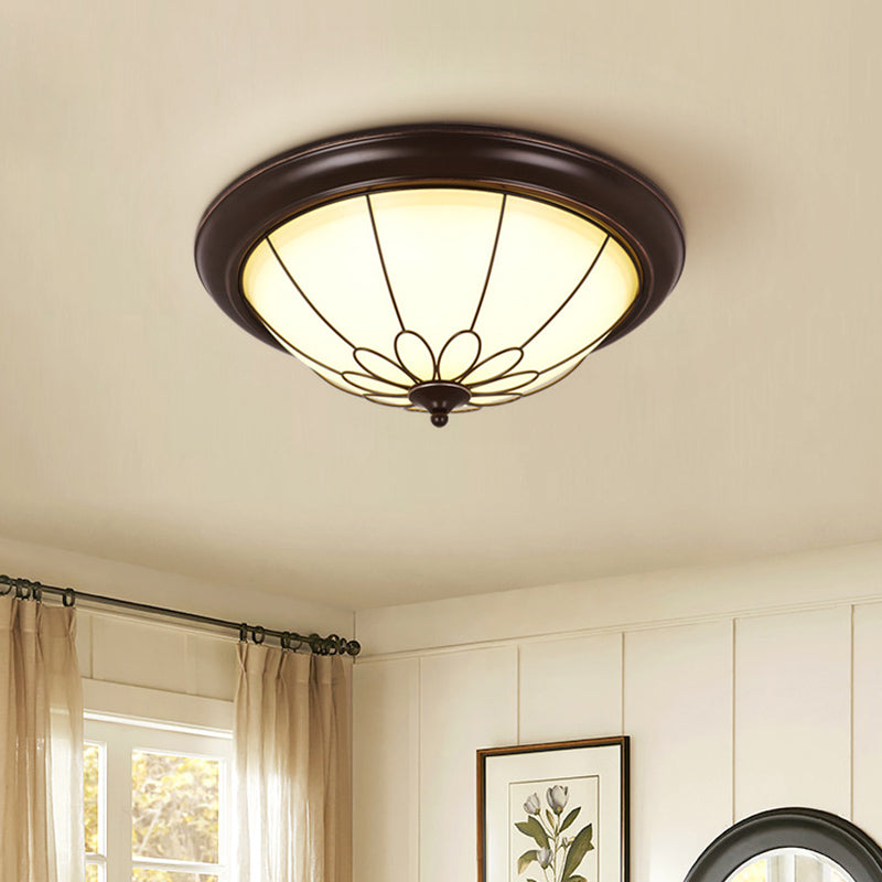 Koepelvormige plafondinbouwlamp in de hal, landelijke stijl, wit glas, zwart, inbouw LED-licht