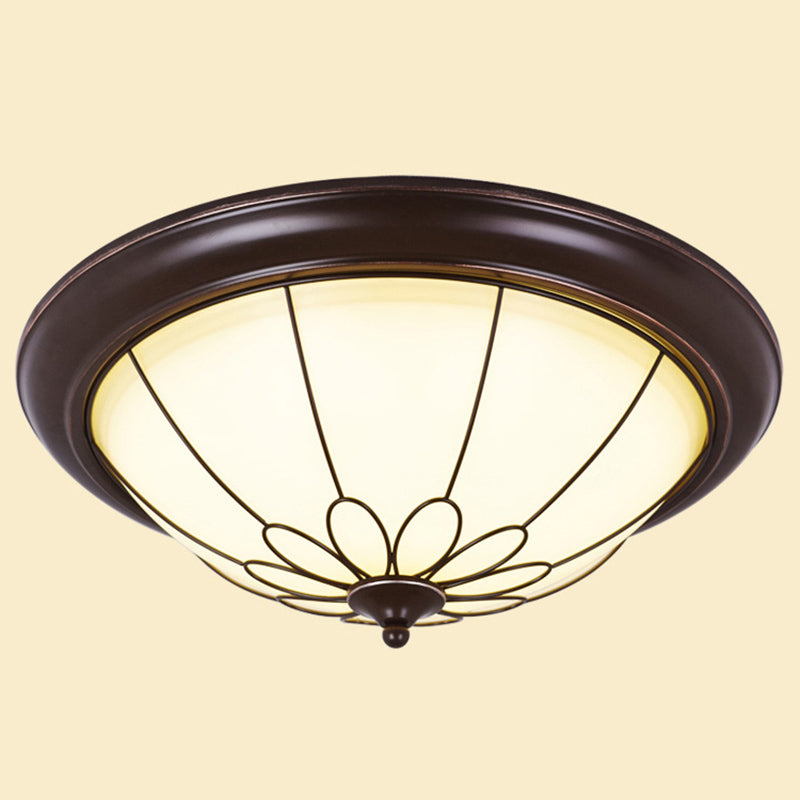 Koepelvormige plafondinbouwlamp in de hal, landelijke stijl, wit glas, zwart, inbouw LED-licht