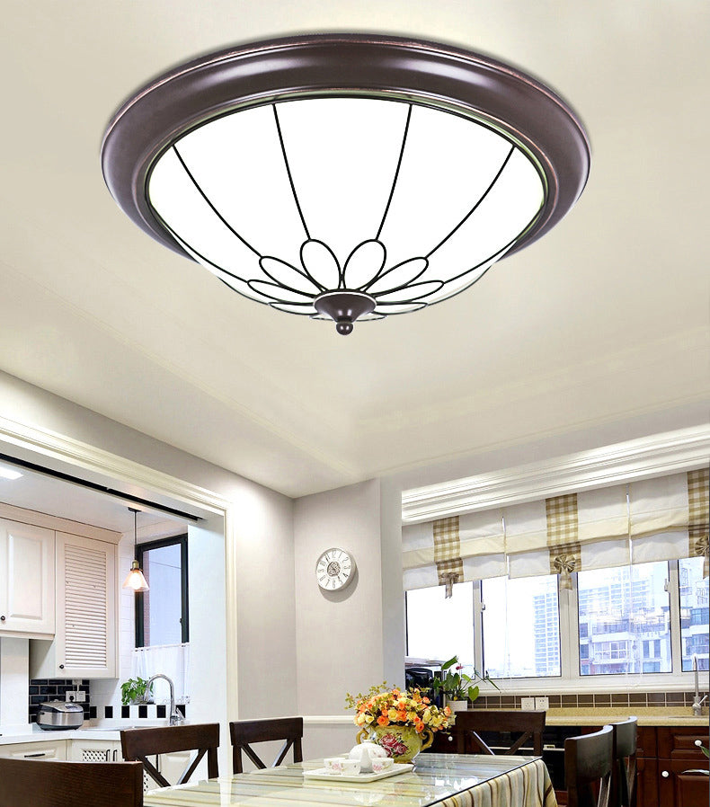 Koepelvormige plafondinbouwlamp in de hal, landelijke stijl, wit glas, zwart, inbouw LED-licht