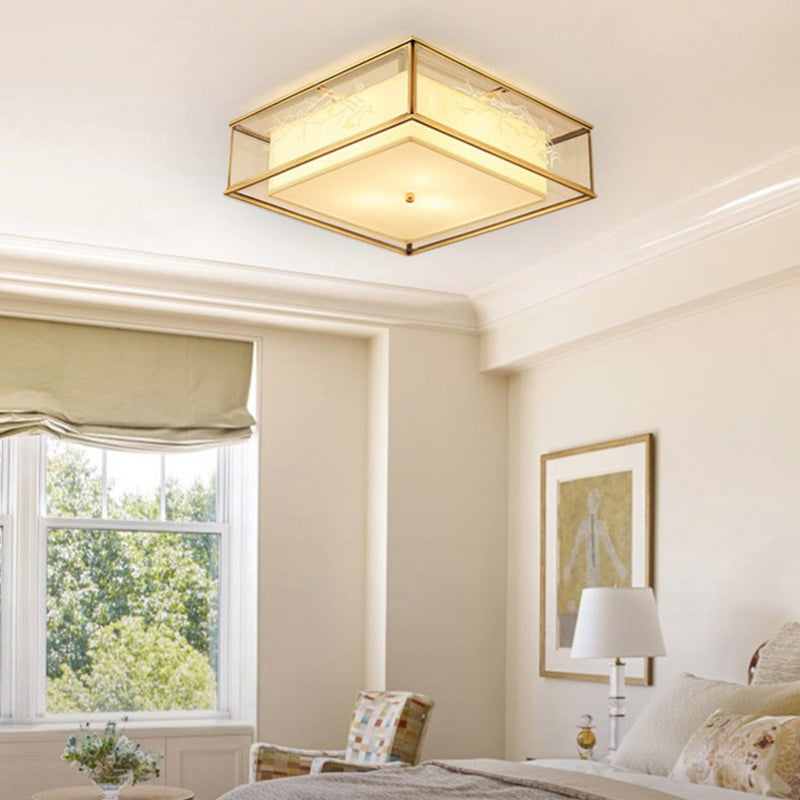 Quadratische Unterputzleuchte im Landhausstil, Deckenleuchte aus Stoff mit Tüllschirm außen in Gold