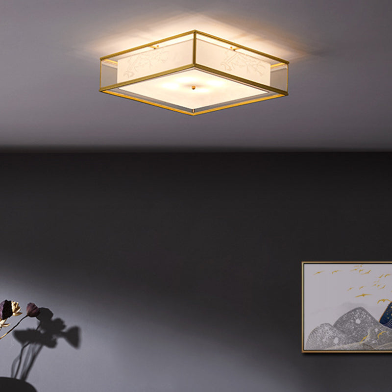 Quadratische Unterputzleuchte im Landhausstil, Deckenleuchte aus Stoff mit Tüllschirm außen in Gold