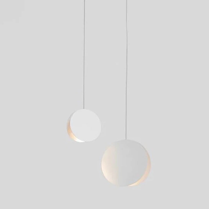 Lámpara colgante de metal redonda creativa Bulbo individual Post-Modern Style Lighting Fixture para pasillo del pasillo