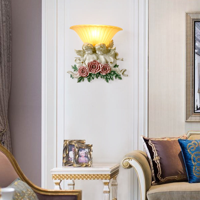 LAMPE DE MUR VERNE GRATINE ÉLEVÉE STYLE RÉTRO RETRO 1-LIGHT Yellow Flush Wall Light Sronce avec Rose / Beige Rose Detail