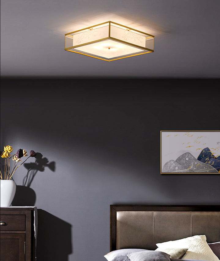 Quadratische Unterputzleuchte im Landhausstil, Deckenleuchte aus Stoff mit Tüllschirm außen in Gold