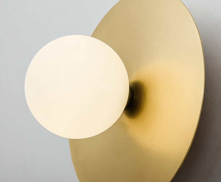 Altezza da 9 pollici in metallo rotondo Punzione murale Sconce Post-Moderna Bianco in vetro bianco Mini Mini Mini Luce da parete