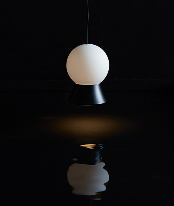 Mini Ball LED hangsel Simplicity Wit glas 1 bol Dinner Hanglicht in zwart