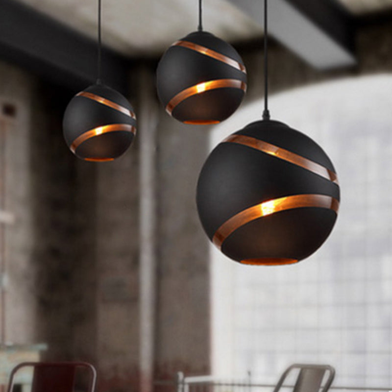Split Anhängerlampe postmoderne Globe Glas 1-Licht schwarzer Hangleuchte für das Restaurant