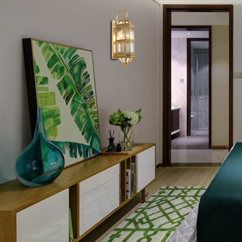 Lámpara de pared de metal de 3 bombillas tradicional en oro para vestíbulo para vestíbulo