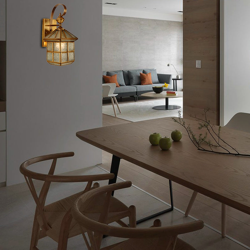 1-Head Geometric Sconce Light Fixture Traditional Gold Metal Wall Light Sconce for Foyer