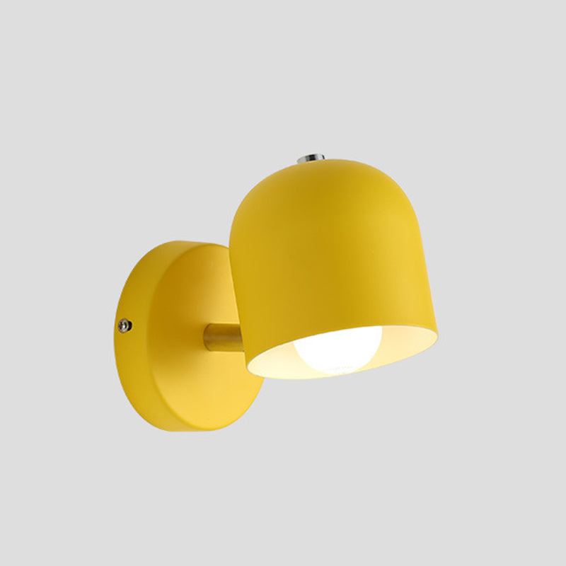 Luz de pared de domo de estilo macarrón 1 lámpara de pared de hierro ligera para dormitorio infantil
