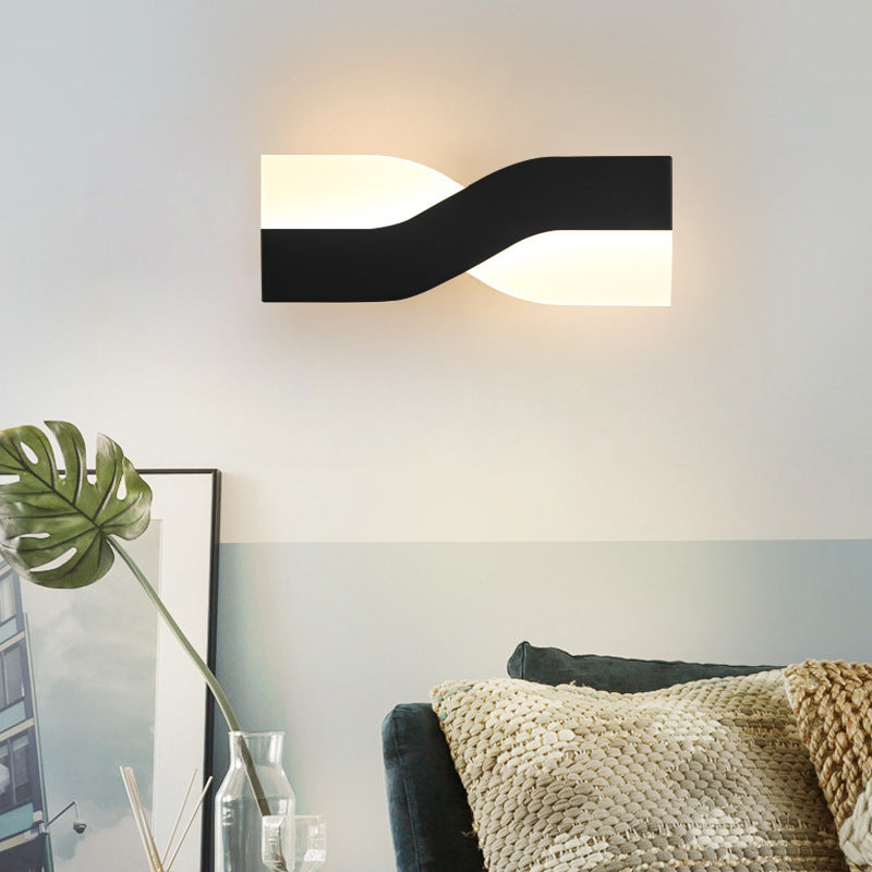 Contemporary Style Wall Light Rotatable LED Acrylic Sconce Light Fixture for Bedside