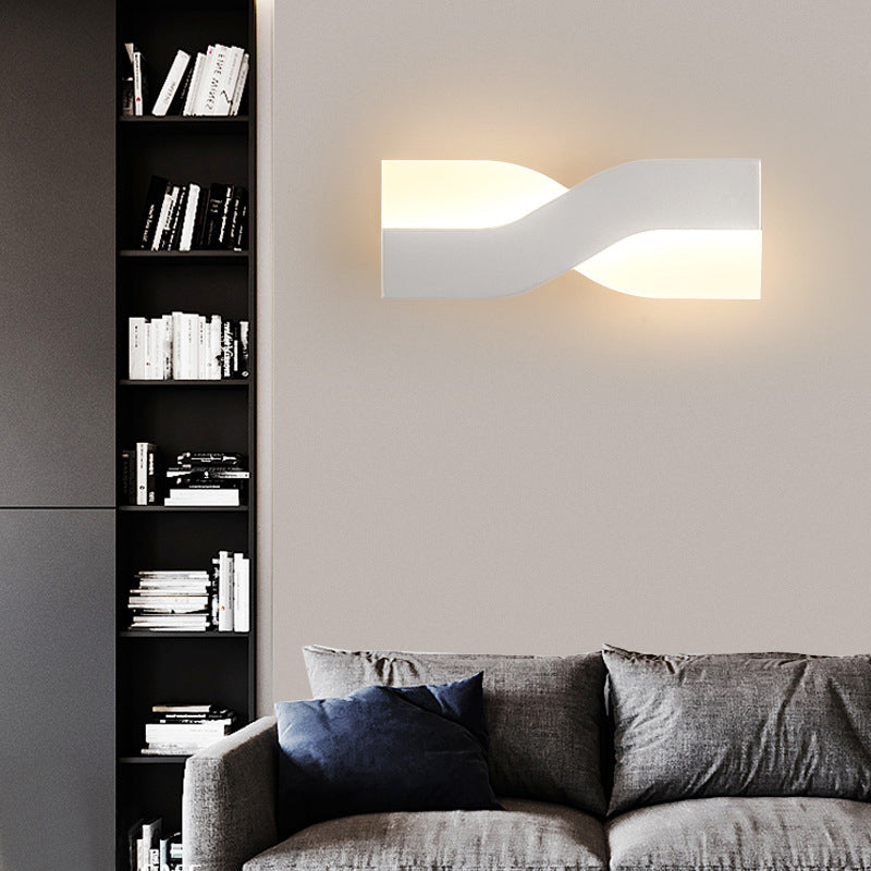 Contemporary Style Wall Light Rotatable LED Acrylic Sconce Light Fixture for Bedside
