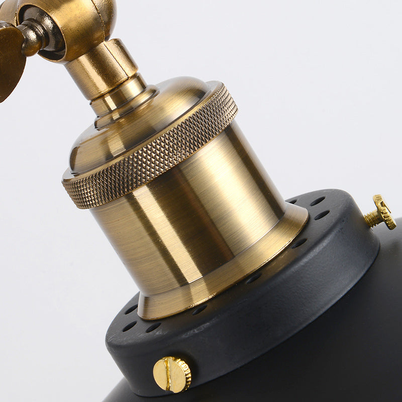 Industrial Style 1 Leichte Wandleuchten mit Metal Railroad Barn Shade in Schwarz für das Restaurant