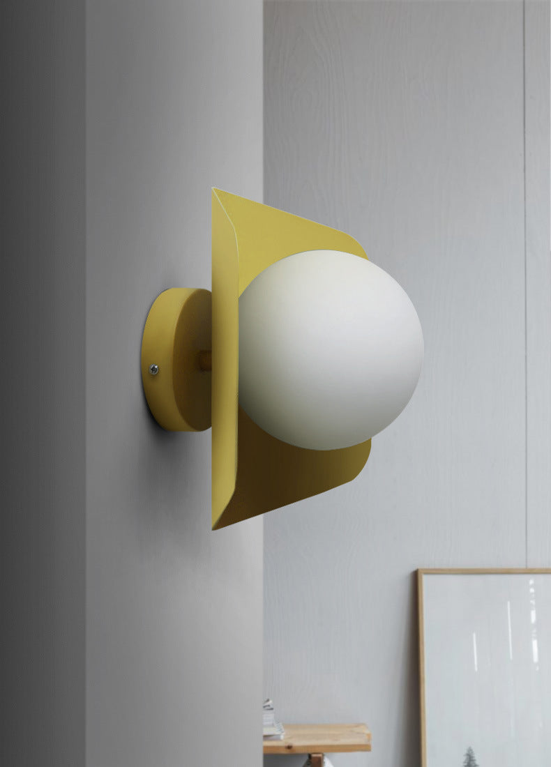 Éclairage mural en forme de boule nordique Éclairage mural en verre nordique pour chambre à coucher