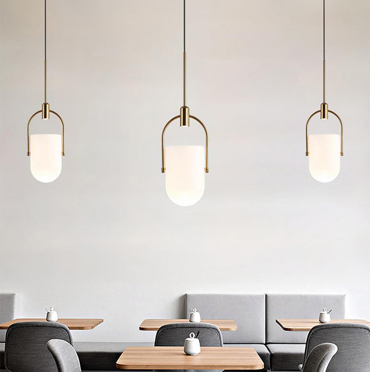 Golden moderne stijl glas hangend licht met enkele lamp mini slaapkamer verlichtingsarmatuur