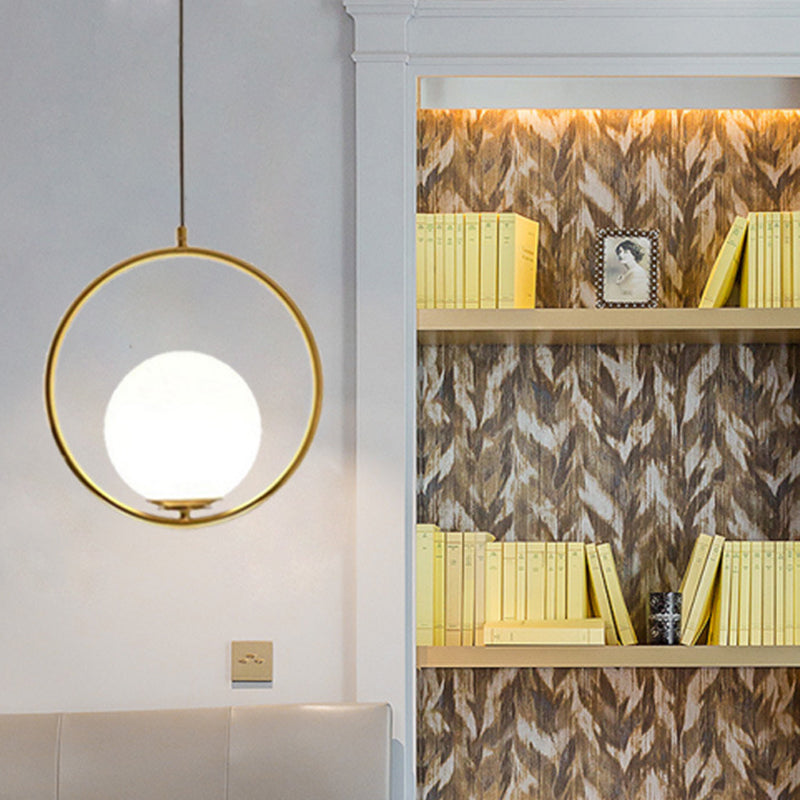 Anello metallico a pendente a sospensione a sospensione a sospensione Bianco di illuminazione a tonalità in vetro bianco con filo regolabile da 47 "