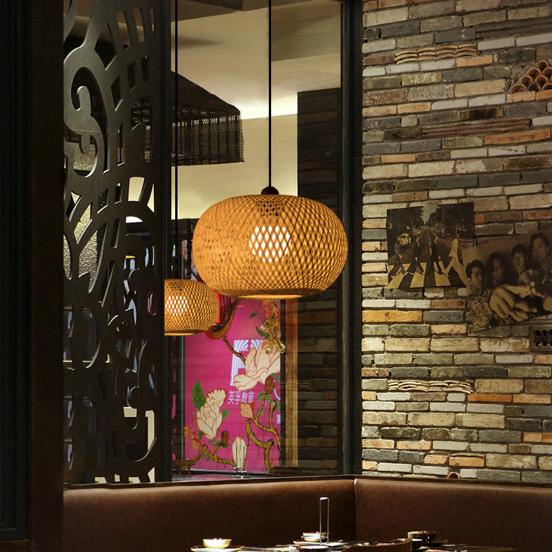 Modernisme 1 Bulbe Pendant Lighting Bood Bonut / Hat Hanging Lightture avec une teinte en bambou