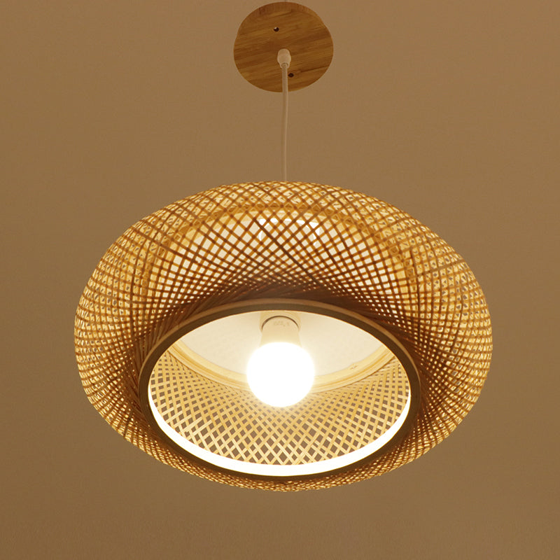 Modernisme 1 Bulbe Pendant Lighting Bood Bonut / Hat Hanging Lightture avec une teinte en bambou