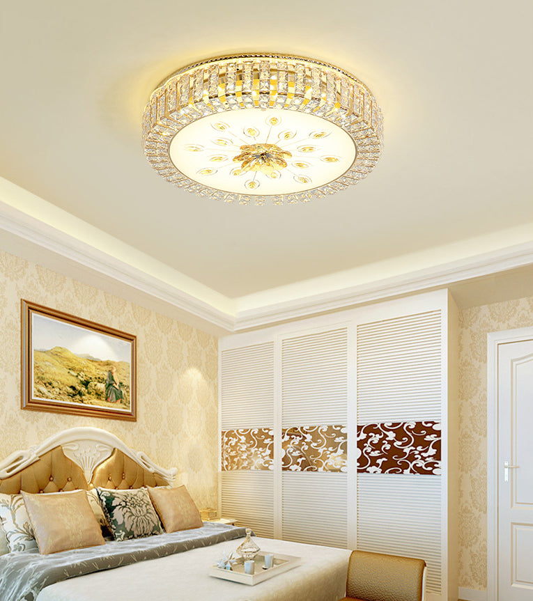 Modern Luxurious Crystal Flush Mount Ceiling Lamp Round Shape LED Flush Mount Lighting for Bedroom